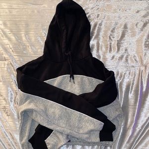 (H&M) Gray and Black Cropped Hoodie.
